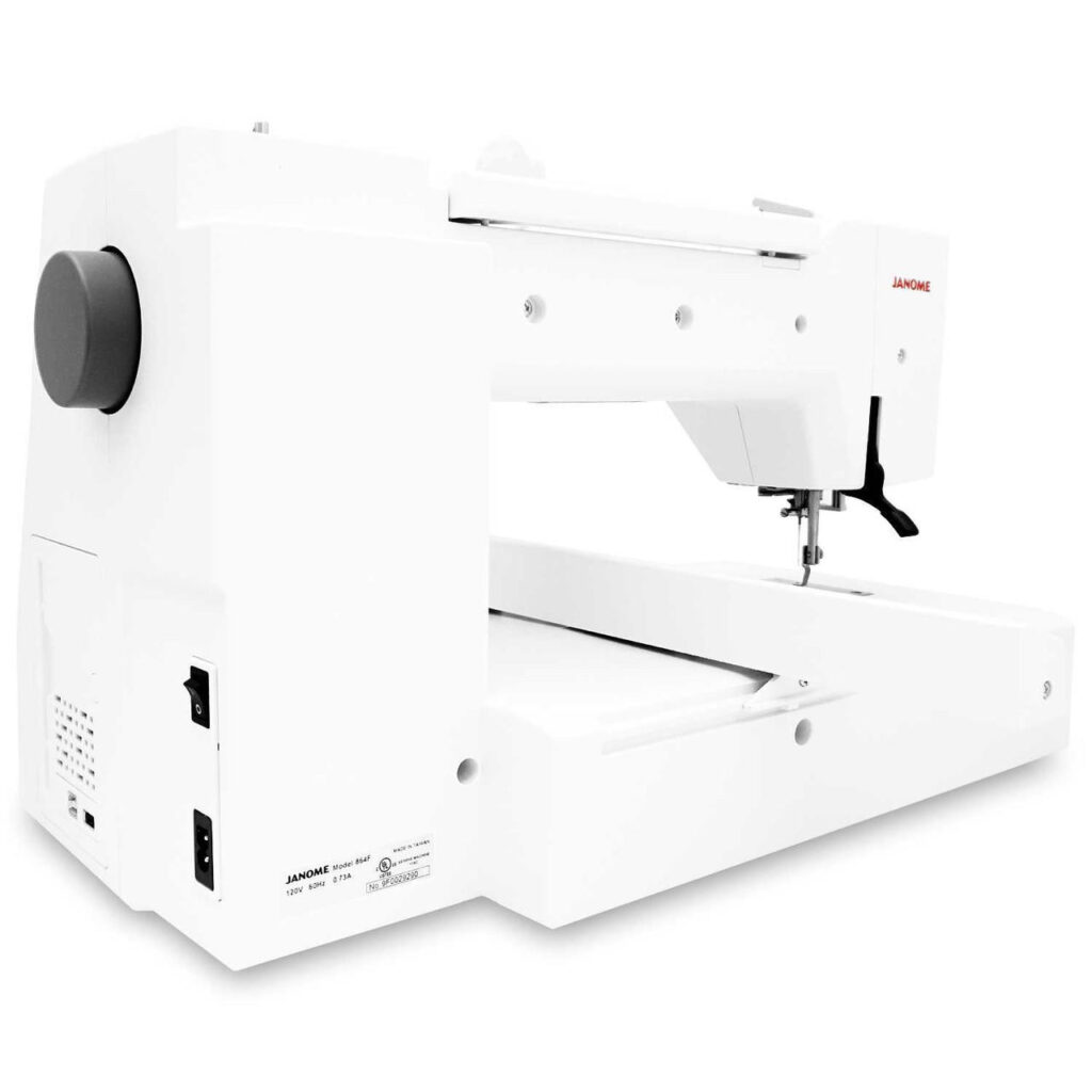 Ideal for various embroidery projects Janome Memory Craft 550E