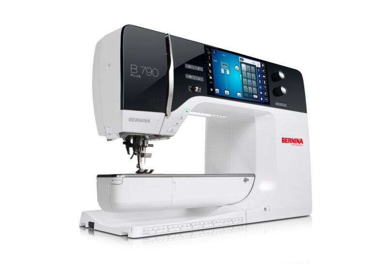Experience seamless sewing and embroidery with high-end Bernina 790 PLUS Seamless crafting experience for hobbyists with Bernina 790 PLUS