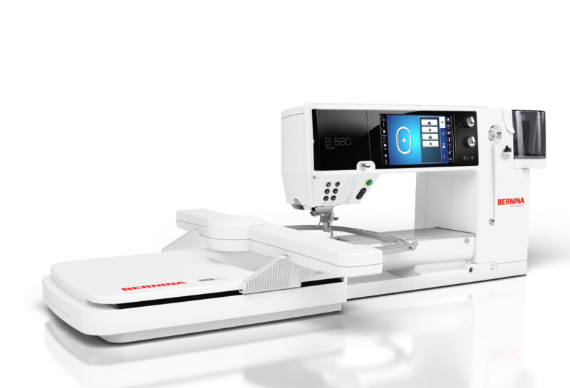 Exclusive tutorials for mastering Bernina 880 PLUS Sewing Machine available