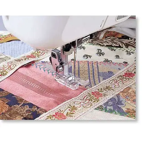 Brother 5mm Clearview Foot for sewing with clear view and perfect stitch control