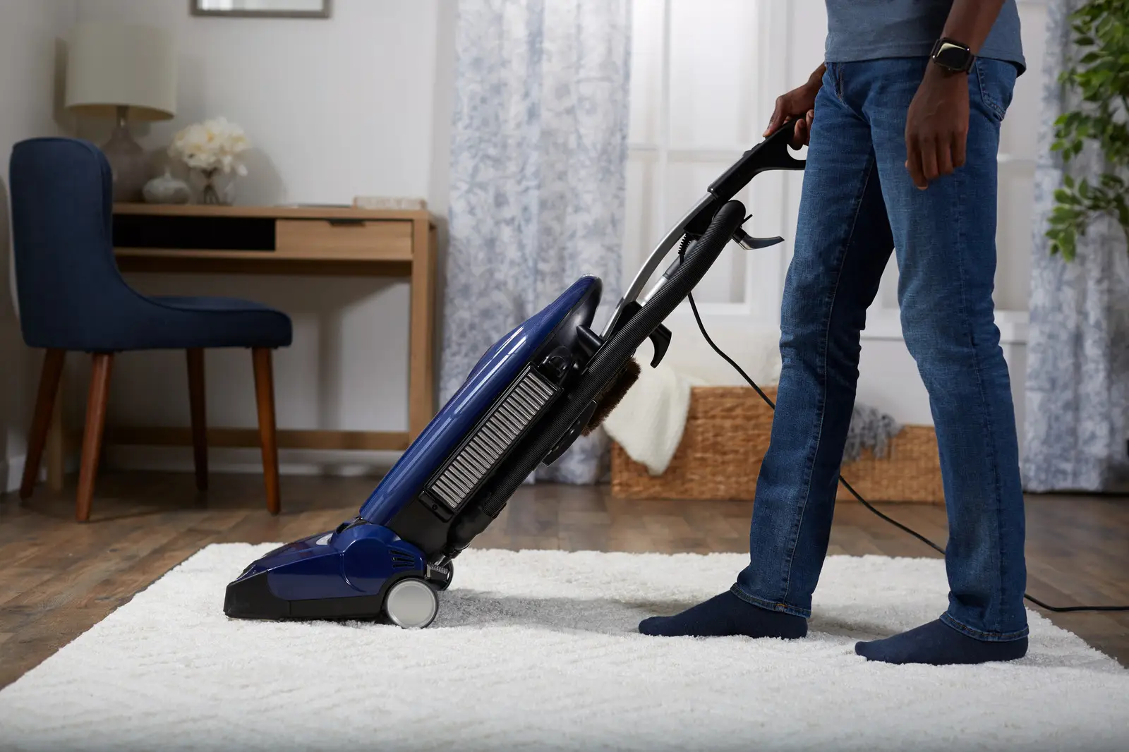 Vacuum cleaners, upright vacuum, canister vacuum, buit in vacuum for sale near me.