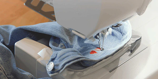 Janome Memory Craft 1000 sewing and embroidery machine with user friendly screen