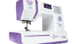 bernette 38 Yaya Han includes bonus presser feet set