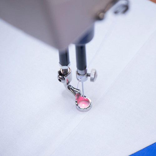 Handi Quilter Amara 24 longarm quilter machine professional system