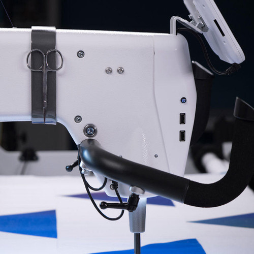 Handi Quilter Amara ST longarm quilting machine perfect for studios