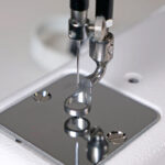 Handi Quilter Moxie XL longarm quilting machine with large throat