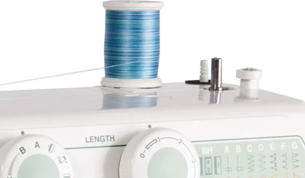 Janome 2212 sewing machine offers flexible sewing machine stitch options