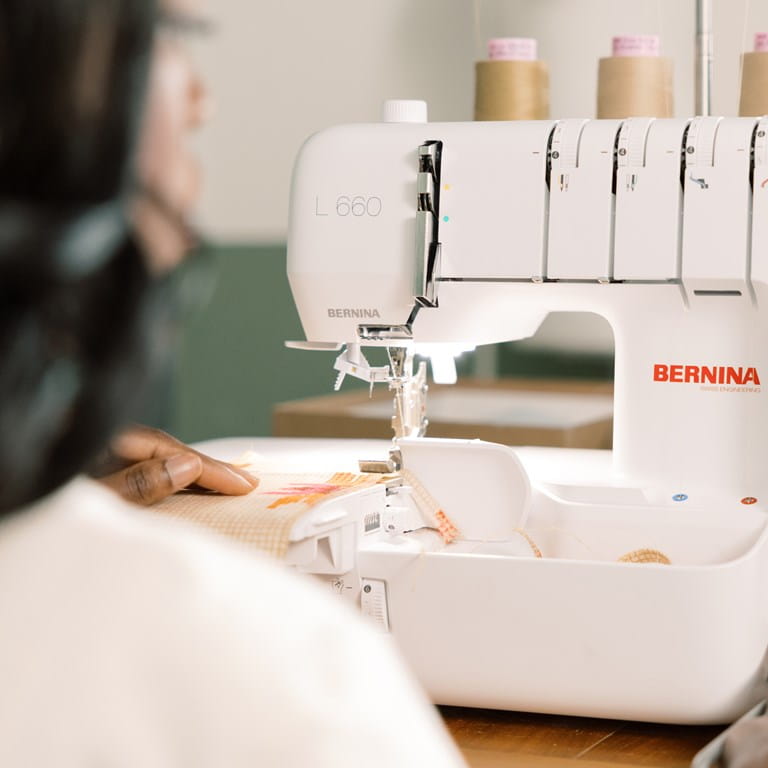BERNINA L 660 Overlock for sale reliable serger machine performance today