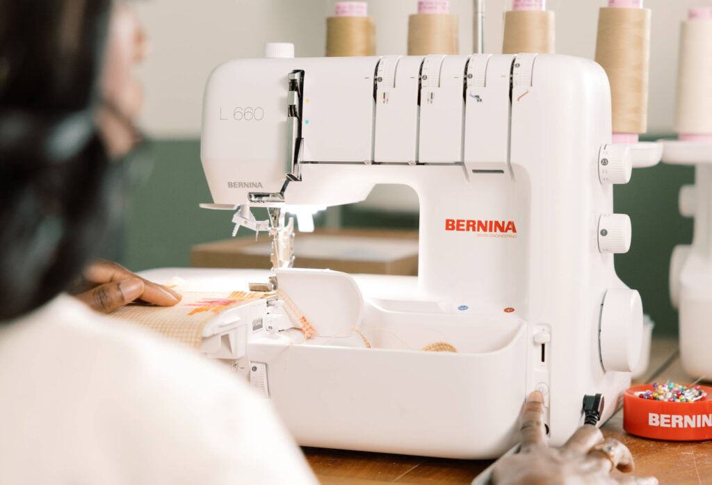 BERNINA L 660 Overlock includes automatic needle threading system for convenience today
